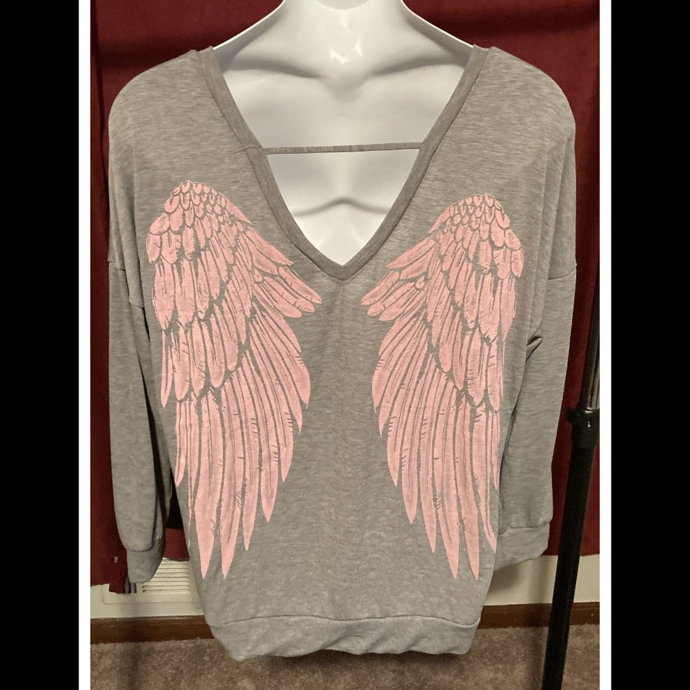Torrid Gray Long Slv Shirt Pink Wings
